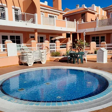 Apartament Funcional En Residencial Con Piscina En Inmejorable Ubicacion En Centro De La Isla Caleta De Fuste