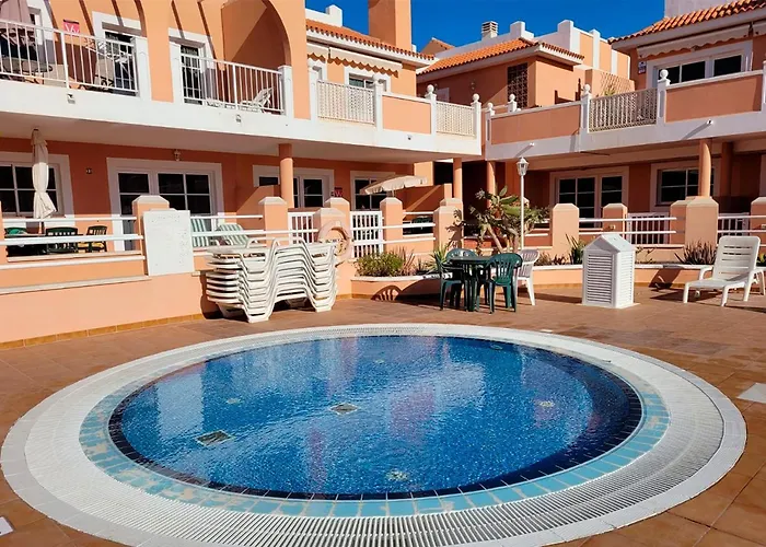 公寓 Funcional En Residencial Con Piscina En Inmejorable Ubicacion En Centro De La Isla 科斯塔卡莱塔